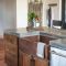 Adorable rustic farmhouse kitchen design ideas 43