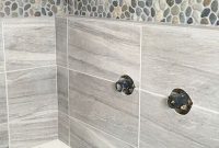 Beautiful bathroom shower remodel ideas 12