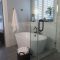 Beautiful bathroom shower remodel ideas 34