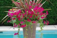 Cozy decorative garden planters design ideas 32