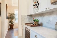 Cozy kitchen pantry designs ideas 36