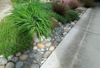 Easy and low maintenance front yard landscaping ideas 41