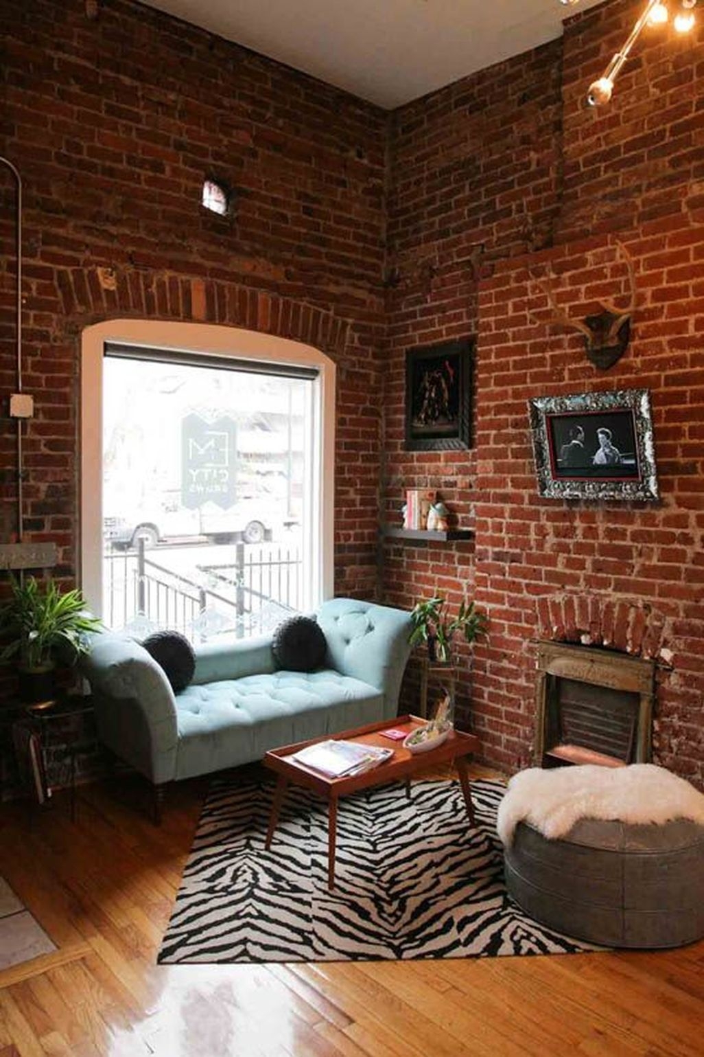 New Exposed Brick Wall Decorating Ideas with Simple Decor