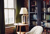 Elegant exposed brick apartment décor ideas 17