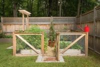 Elegant Farmhouse Garden Décor Ideas 37
