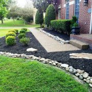 47 Simple Rock Garden Decor Ideas For Front And Back Yard