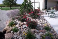 Rsimple rock garden decor ideas for front and back yard 39