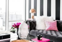 Relaxing black and white apartment décor ideas 14