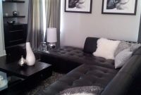 Relaxing black and white apartment décor ideas 22