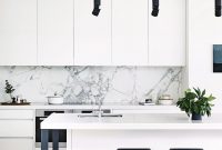 Relaxing minimalist kitchen design ideas 31