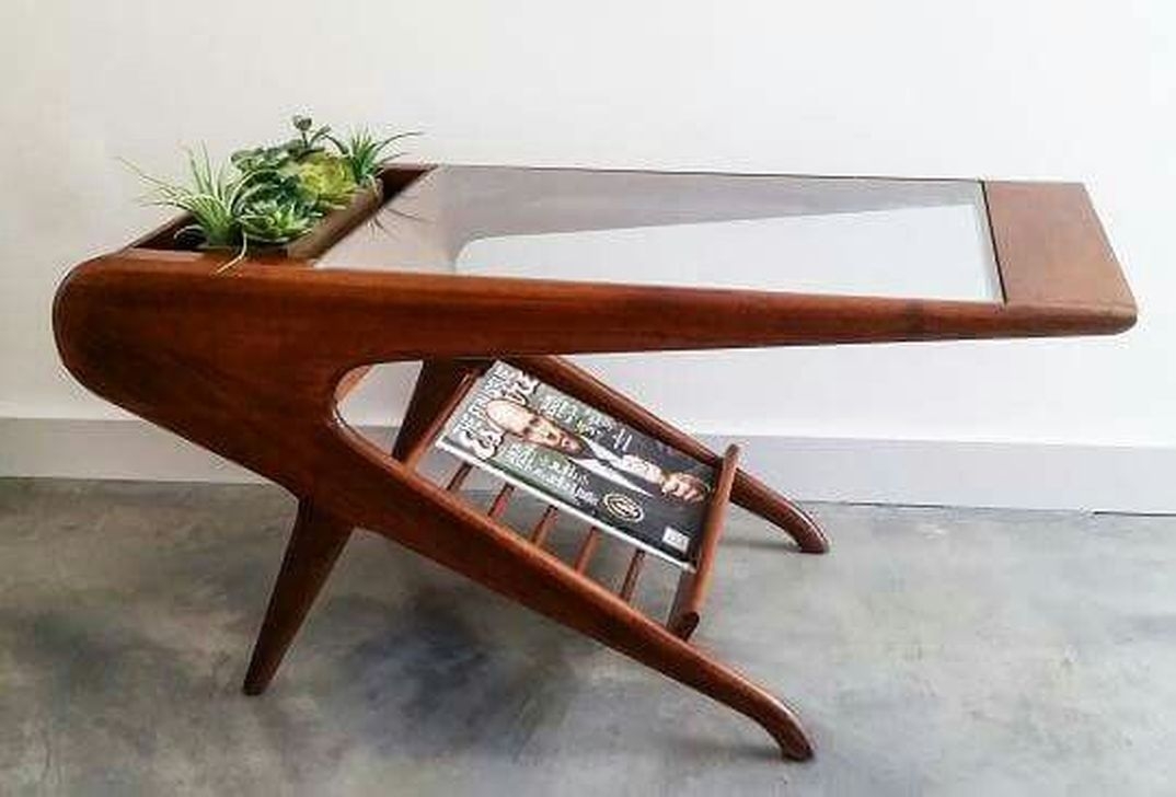 Stunning Mid Century Furniture Ideas To Makes Your Room Have Vintage Touch 16