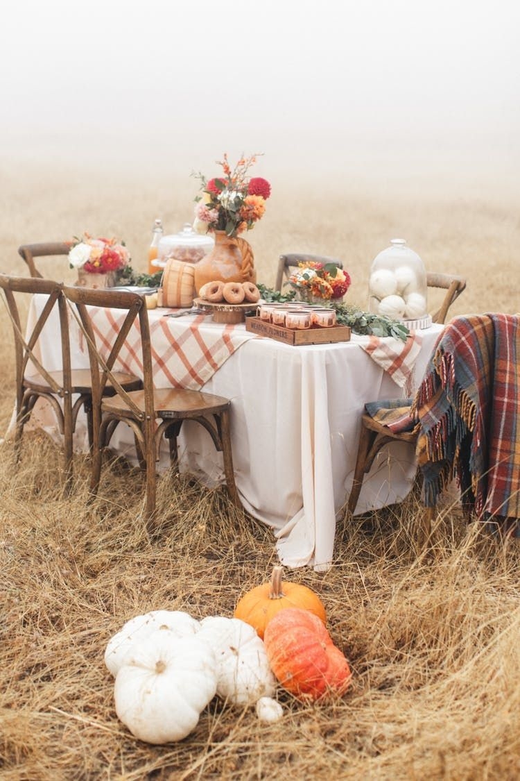Awesome French Farmhouse Fall Table Design 29