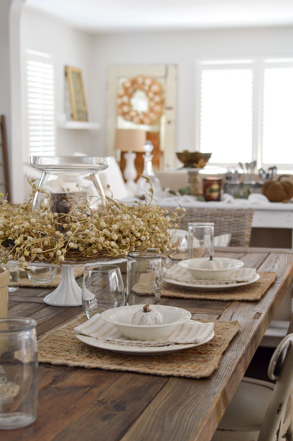 Awesome French Farmhouse Fall Table Design 33