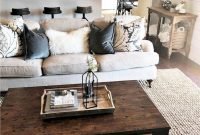 Comfy rustic living room decor ideas 34