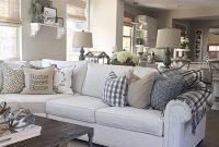 Comfy rustic living room decor ideas 37