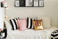 Fancy girl bedroom design ideas to inspire you 33
