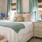 Lovely small master bedroom remodel ideas 32