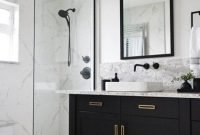 Luxury black and white bathroom design ideas 27