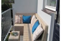 Perfect small balcony design ideas 41