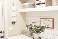 Amazing diy laundry room makeover with farmhouse style ideas 39