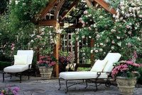 Best ways to create a relaxing porch ideas for big family 06