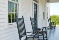Best ways to create a relaxing porch ideas for big family 13