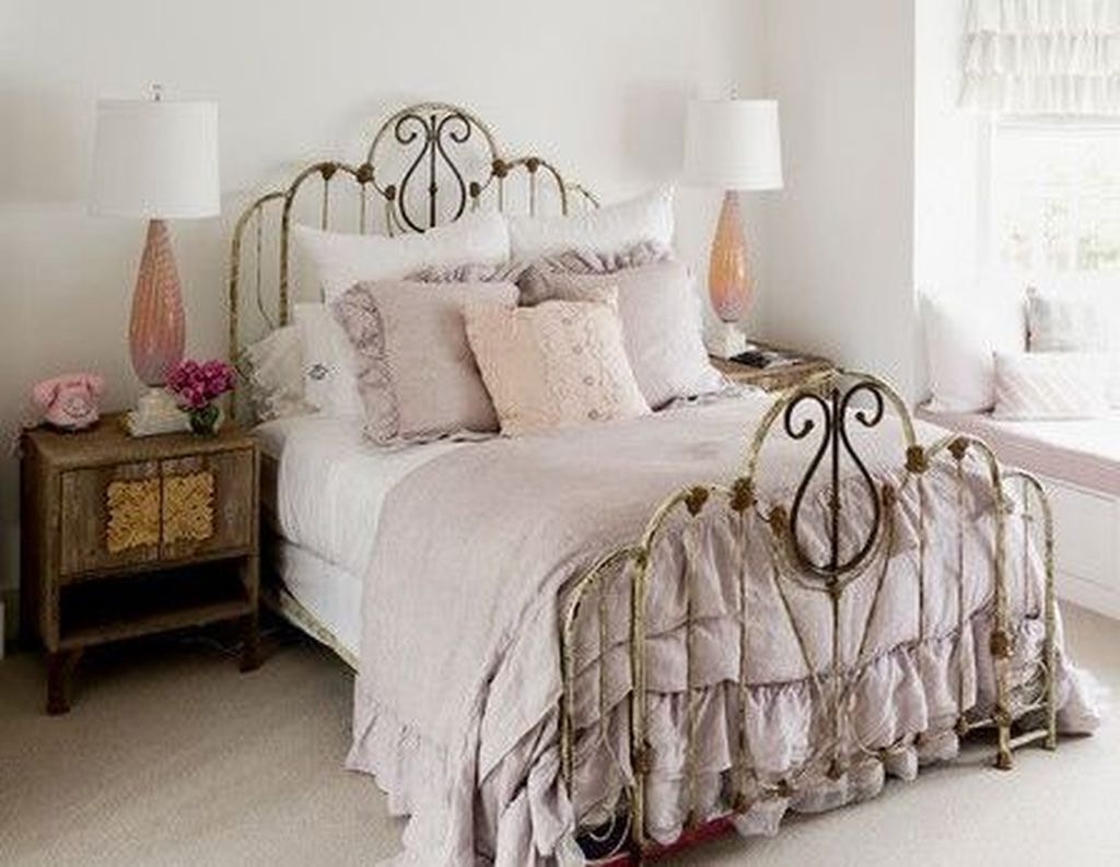 Comfy Boho Bedroom Decor With Attractive Color Ideas 41