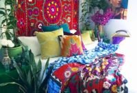 Comfy boho bedroom decor with attractive color ideas 47