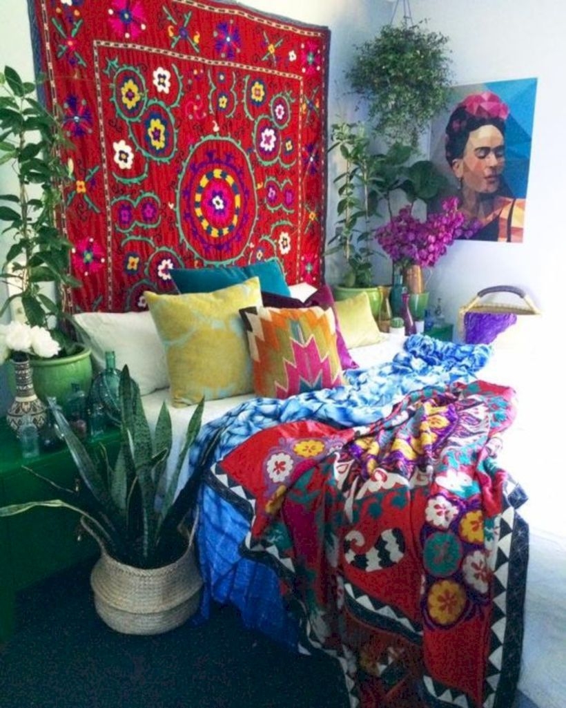 Comfy Boho Bedroom Decor With Attractive Color Ideas 47