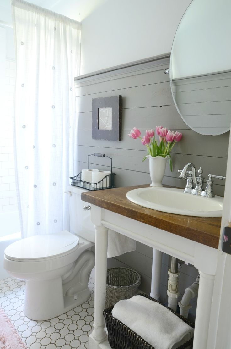 Lovely Modern Farmhouse Design For Bathroom Remodel Ideas 25