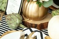 Lovely turkey decor for your thanksgiving table ideas 04