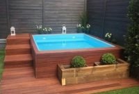 Modern small backyard ideas with swimming pool design 18