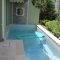 Modern small backyard ideas with swimming pool design 29