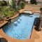 Modern small backyard ideas with swimming pool design 33