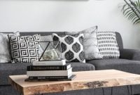 Comfy scandinavian living room design ideas 24