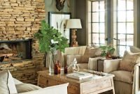 Cozy lake house living room decoration ideas 20