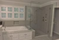 Cozy master bathroom bathtub remodel ideas 30
