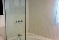 Cozy master bathroom bathtub remodel ideas 38