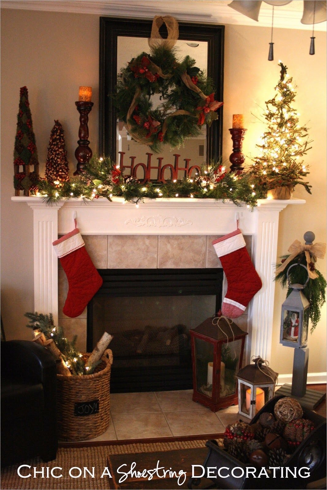 44 Creative Rustic Christmas Fireplace Mantel Décor Ideas | ZYHOMY