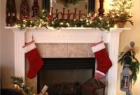 Creative rustic christmas fireplace mantel décor ideas 37