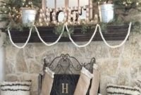 Creative rustic christmas fireplace mantel décor ideas 41