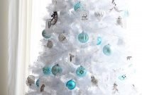 Easy christmas tree decor with lighting ideas 05