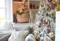 Easy christmas tree decor with lighting ideas 08