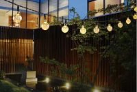 Elegant christmas lights decor for backyard ideas 44