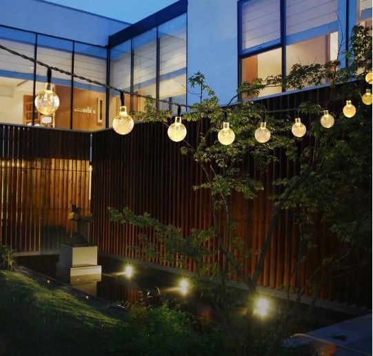 Elegant Christmas Lights Decor For Backyard Ideas 44
