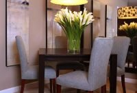 Luxurious small dining room decorating ideas 03