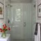 Luxurious small master bathroom design ideas 22