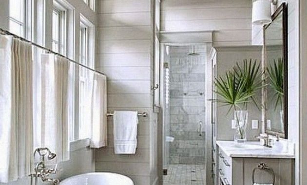 Luxurious small master bathroom design ideas 42