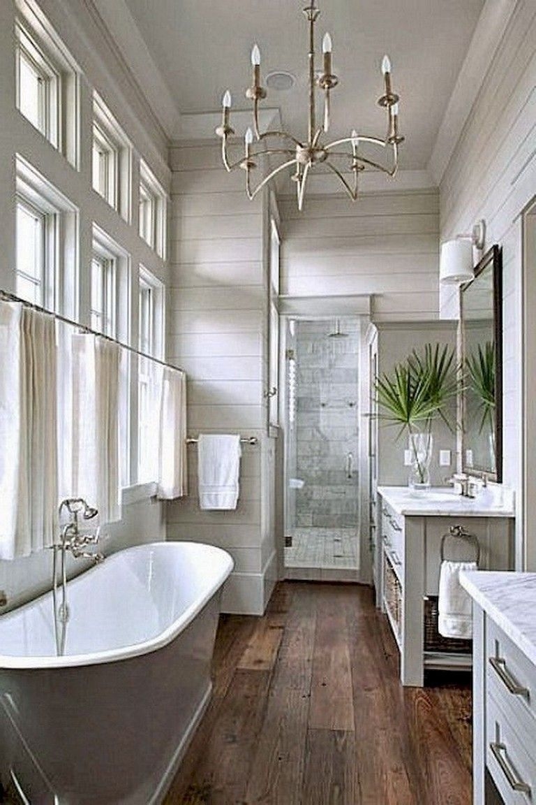 Luxurious Small Master Bathroom Design Ideas 42 