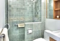 Luxurious small master bathroom design ideas 43